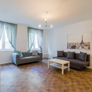 Hotel apartamentowy Nena Hermannplatz, Berlin