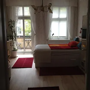 Apartment Am Tegeler, Berlin