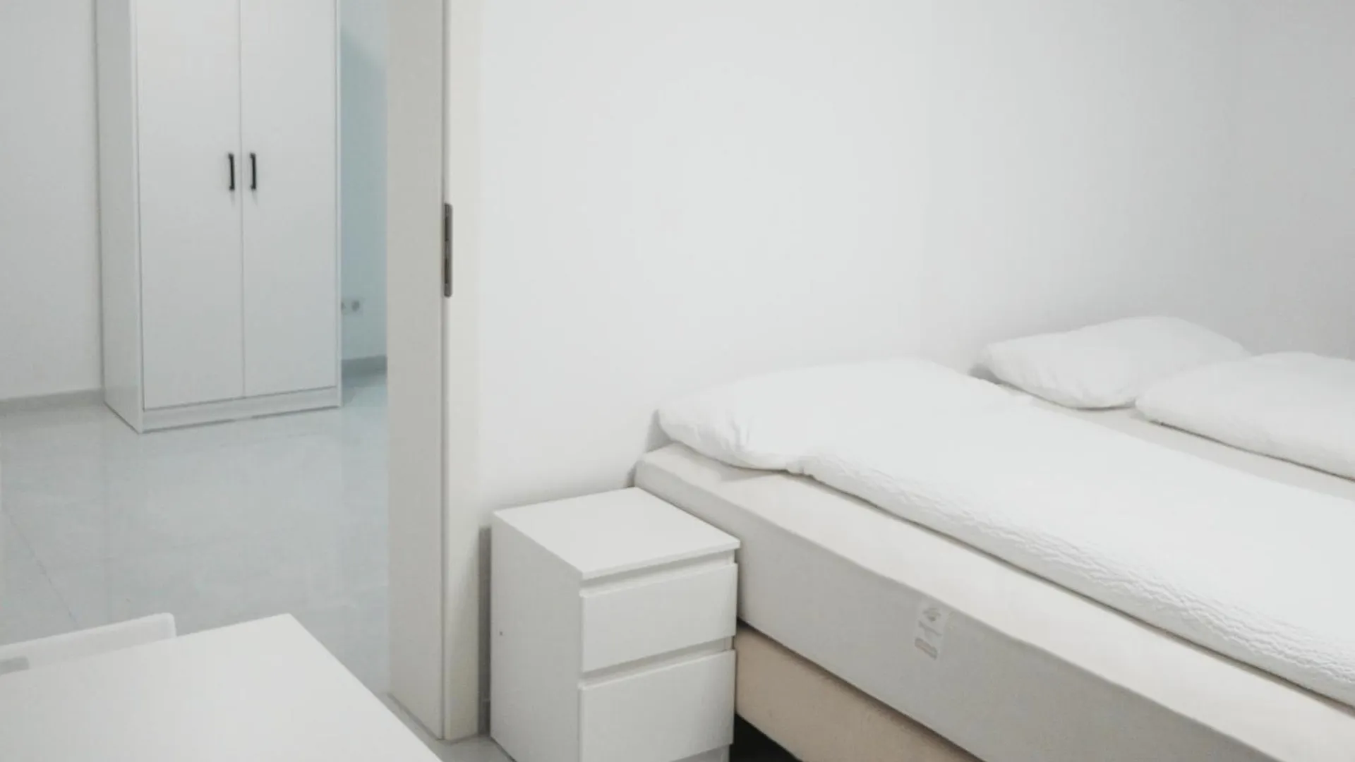 Apartments Issa Berlin 0*,  Niemcy