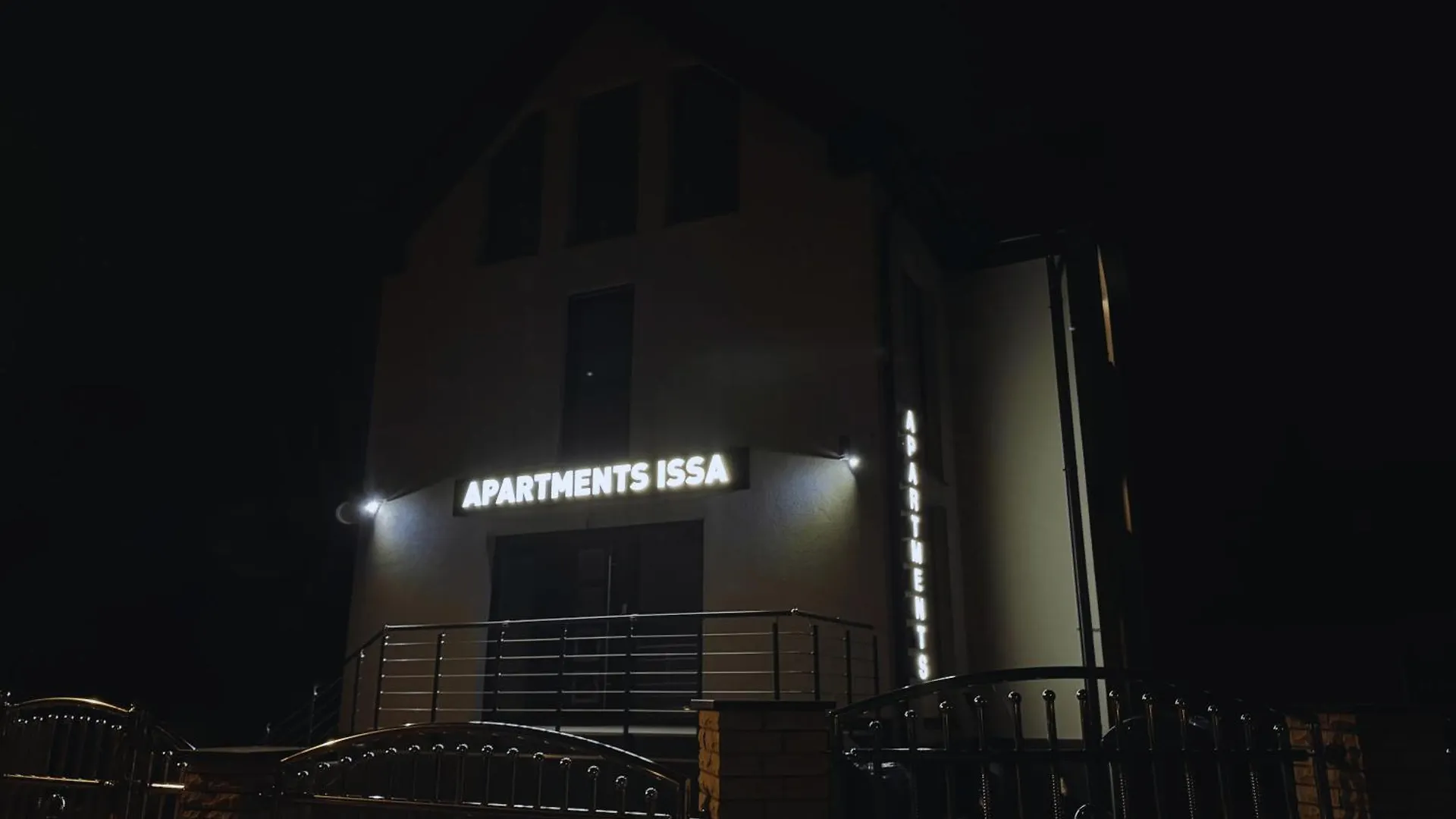 Apartments Issa Berlin Aparthotel