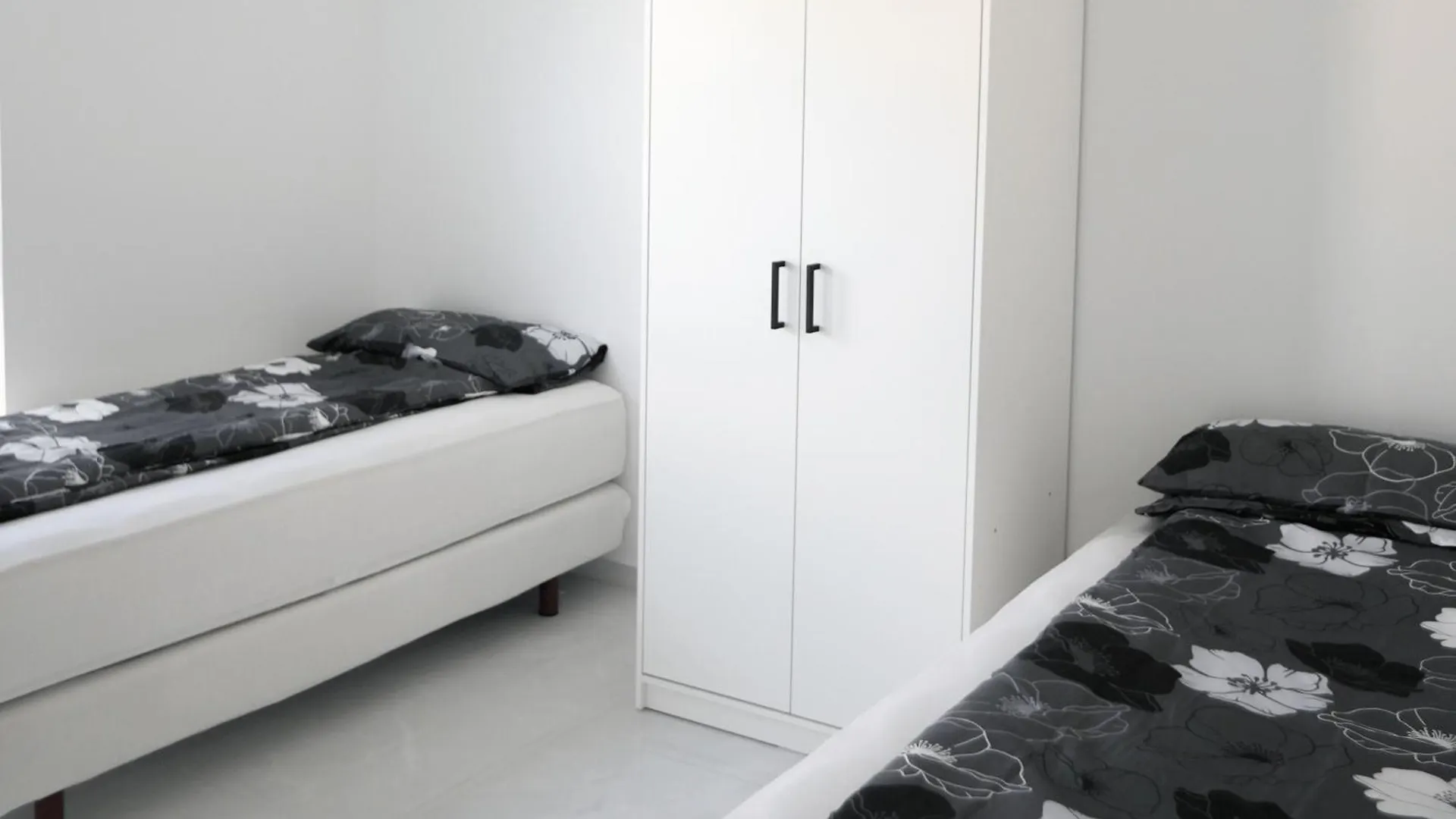 Aparthotel Apartments Issa Berlin Germany